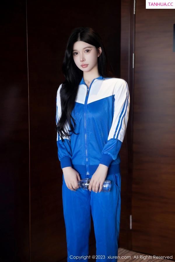   [XiuRen]高清写真图 2023.04.28 No.6660 林珊珊 运动服美腿第2张图片